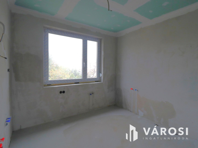 Ebbe a Kisbácsai házba már tavasszal beköltözhet!