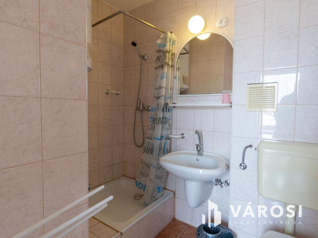 Panorámás nyaraló eladó Siófokon az Aranyparton