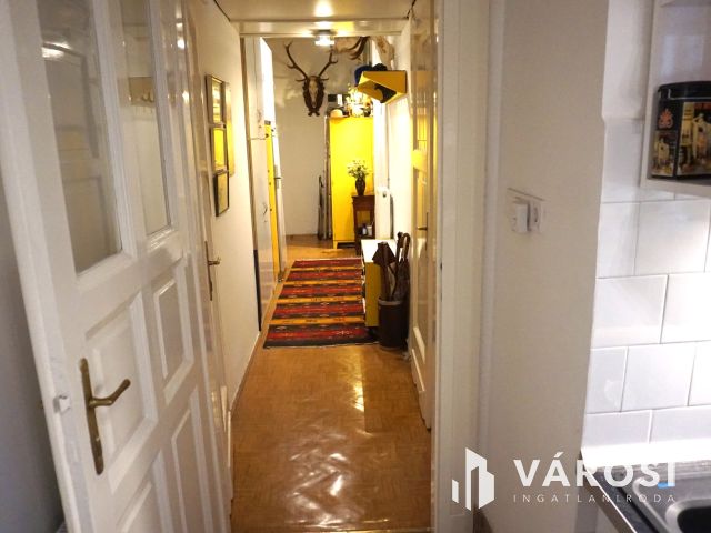 Nagyszerű lakás szenzációs elhelyezkedéssel!