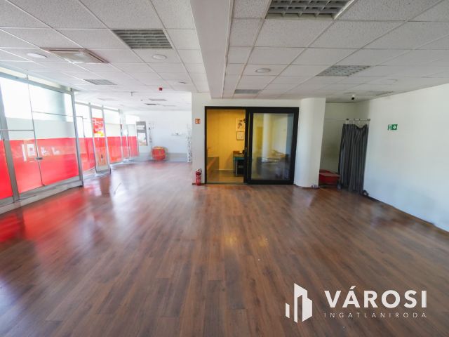 Üzlethelyiség Angyalföld forgalmas részén!