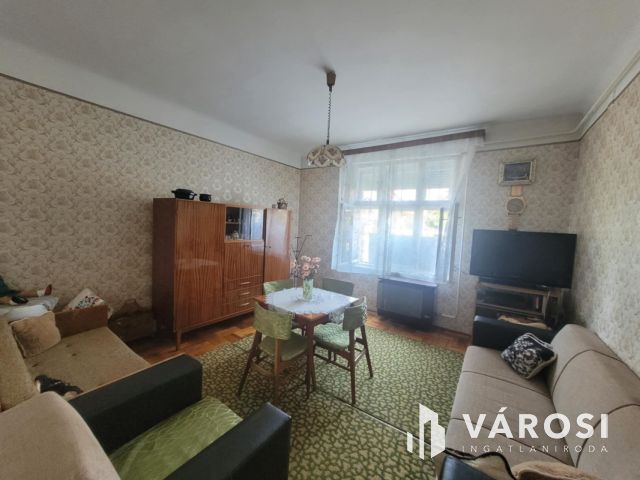 Kertvárosi családi ház