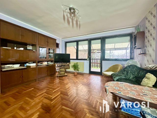 Szécsény kiemelt övezetében sorház eladó!