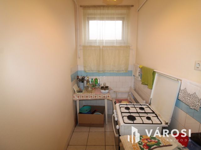 Gyulaváriban 3 szobás családi ház eladó.