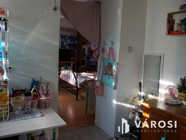 Tágas családi ház Csúcsban