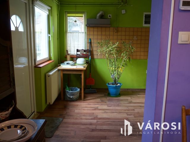 Tágas családi ház Csúcsban