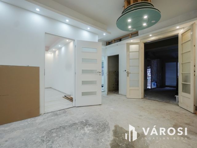 Felújítás alatt lévő családi ház Rákoscsabán!