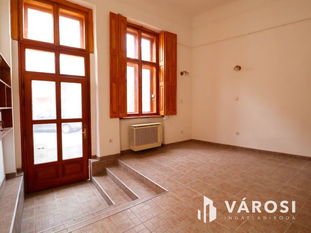 Belvárosi üzlethelyiség