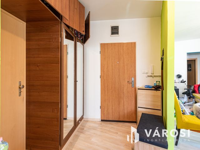Felújított, fiatalos, duplakomfortos lakás Angyalföldön