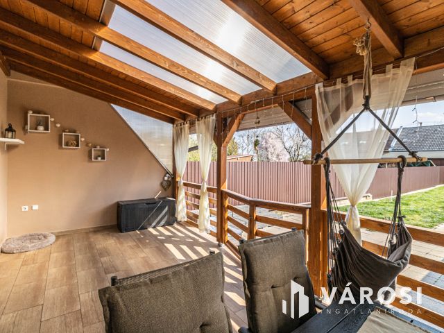 Modern 3+nappalis sorház Gyula Paradicsom városrészében