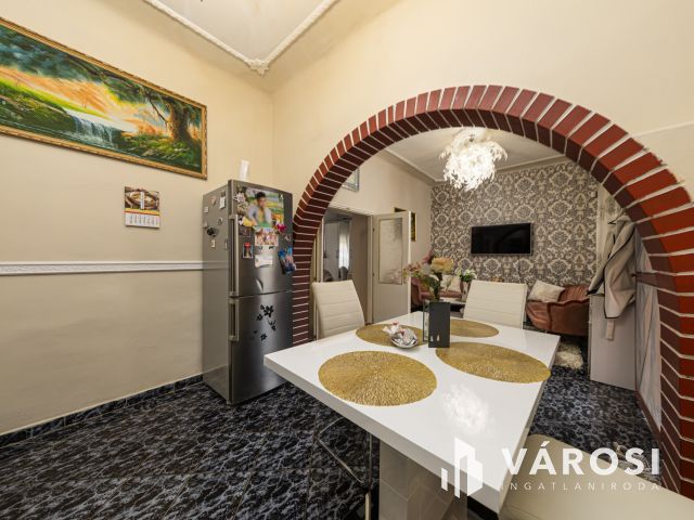 Sarki telek, vagy családi ház